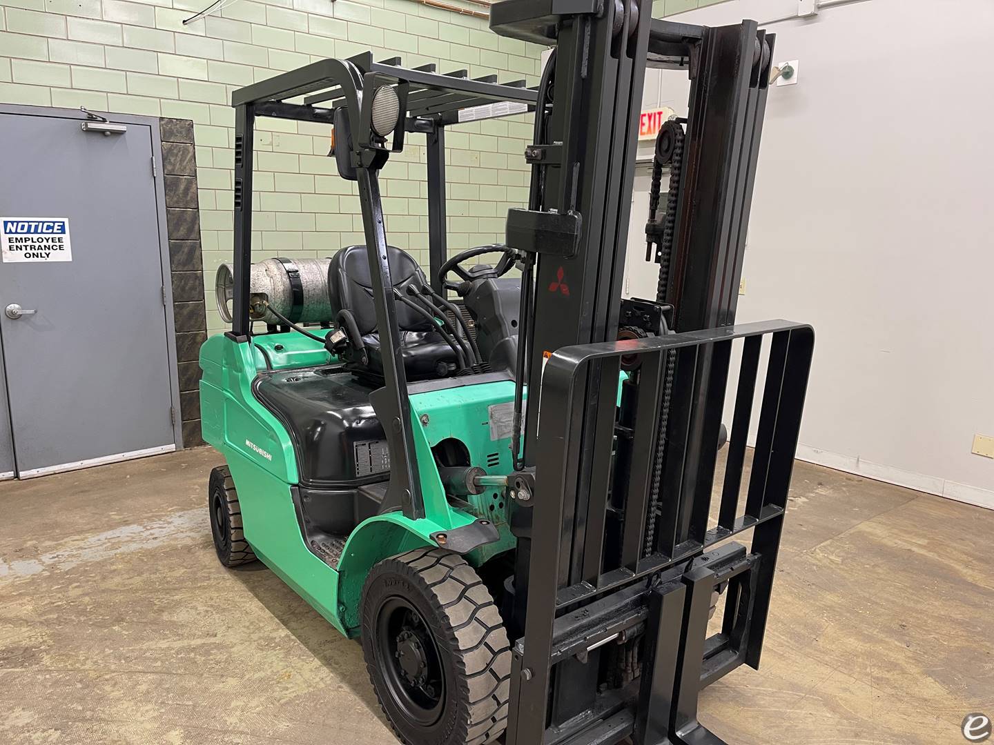 2017 Mitsubishi FG25N3