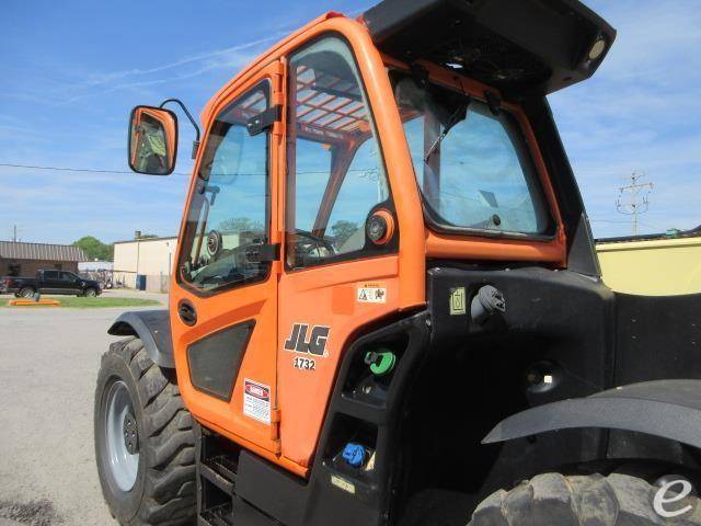 2018 JLG 1732
