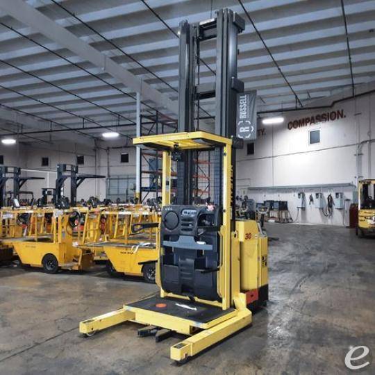 2018 Hyster R30XMA3 Electric Order Picker - 123Forklift