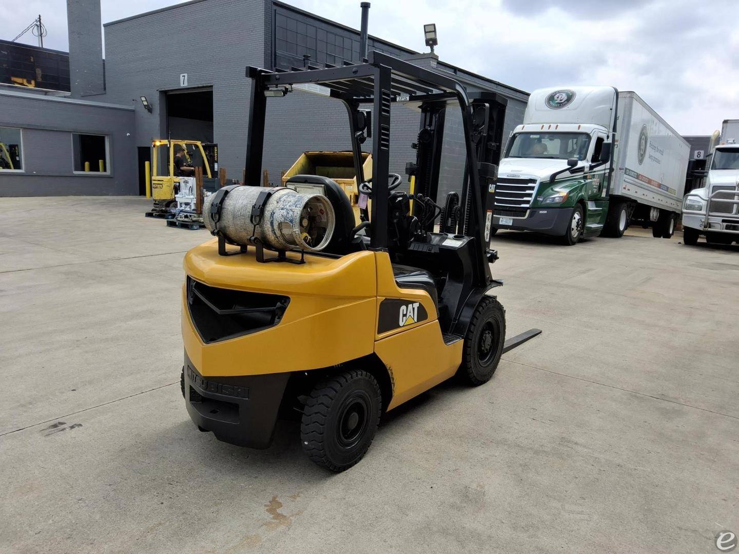 2021 Cat FG25N