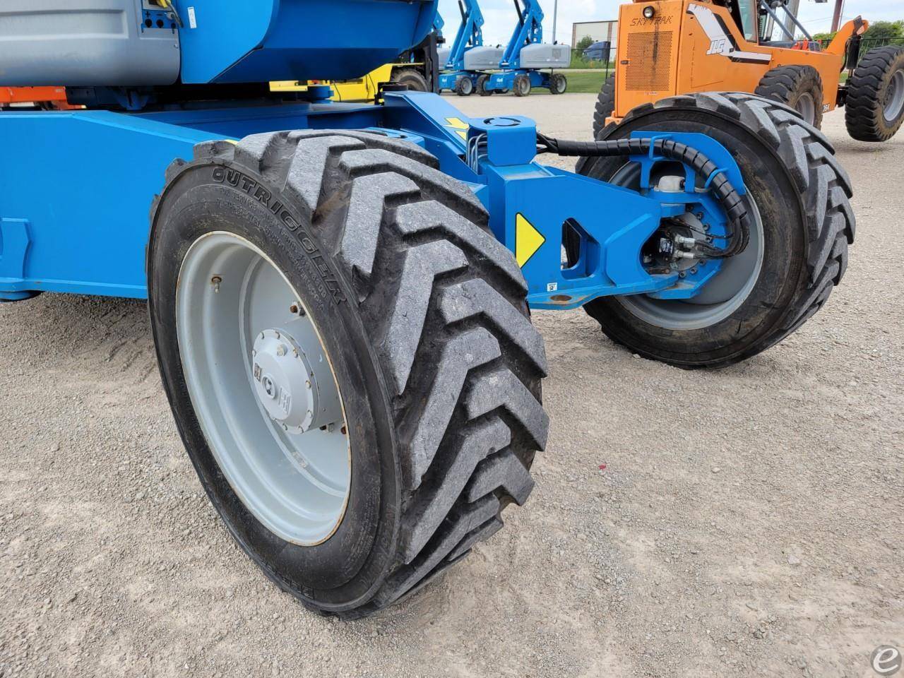 2015 Genie ZX135/70