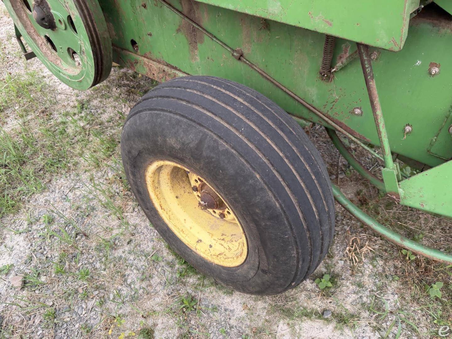 John Deere 346