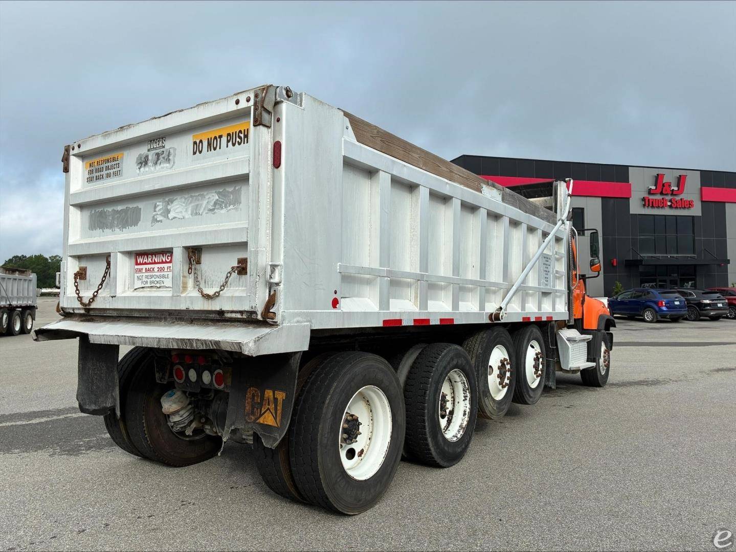 2015 Freightliner 114SD