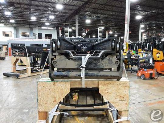 2015 Yale NR045 Electric Reach Truck - 123Forklift