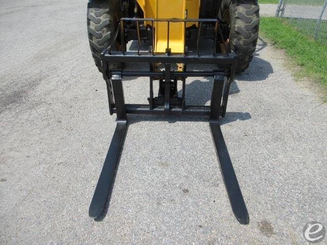 2017 JCB 507-42