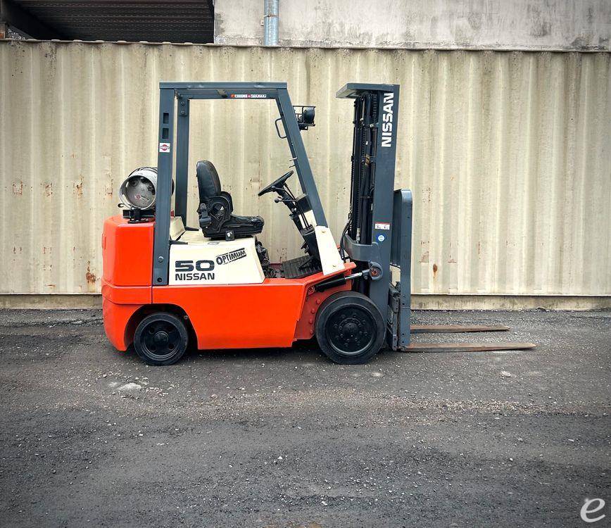 2004 Nissan CPJ02A25PV