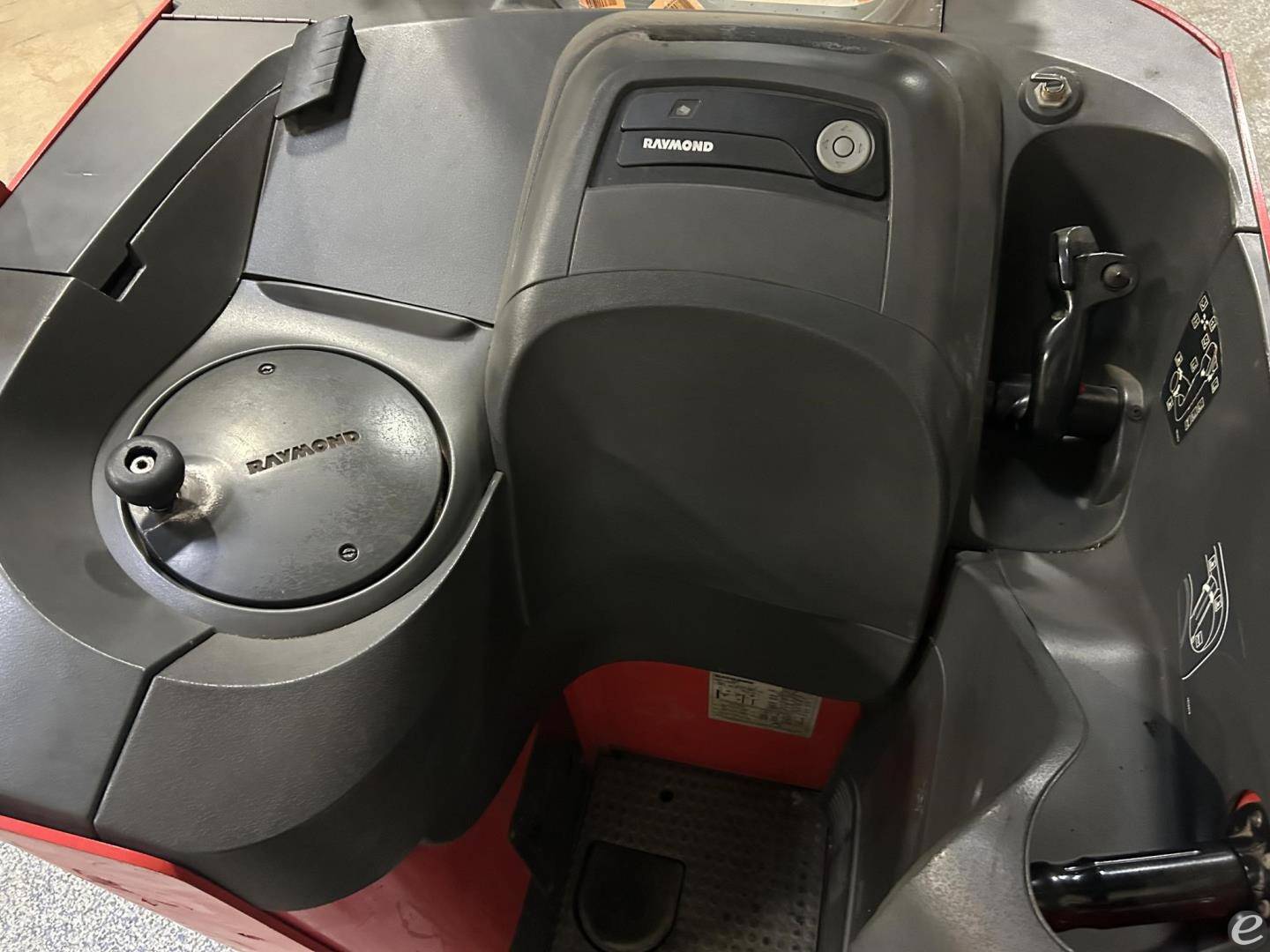 2018 Raymond 750R45TT
