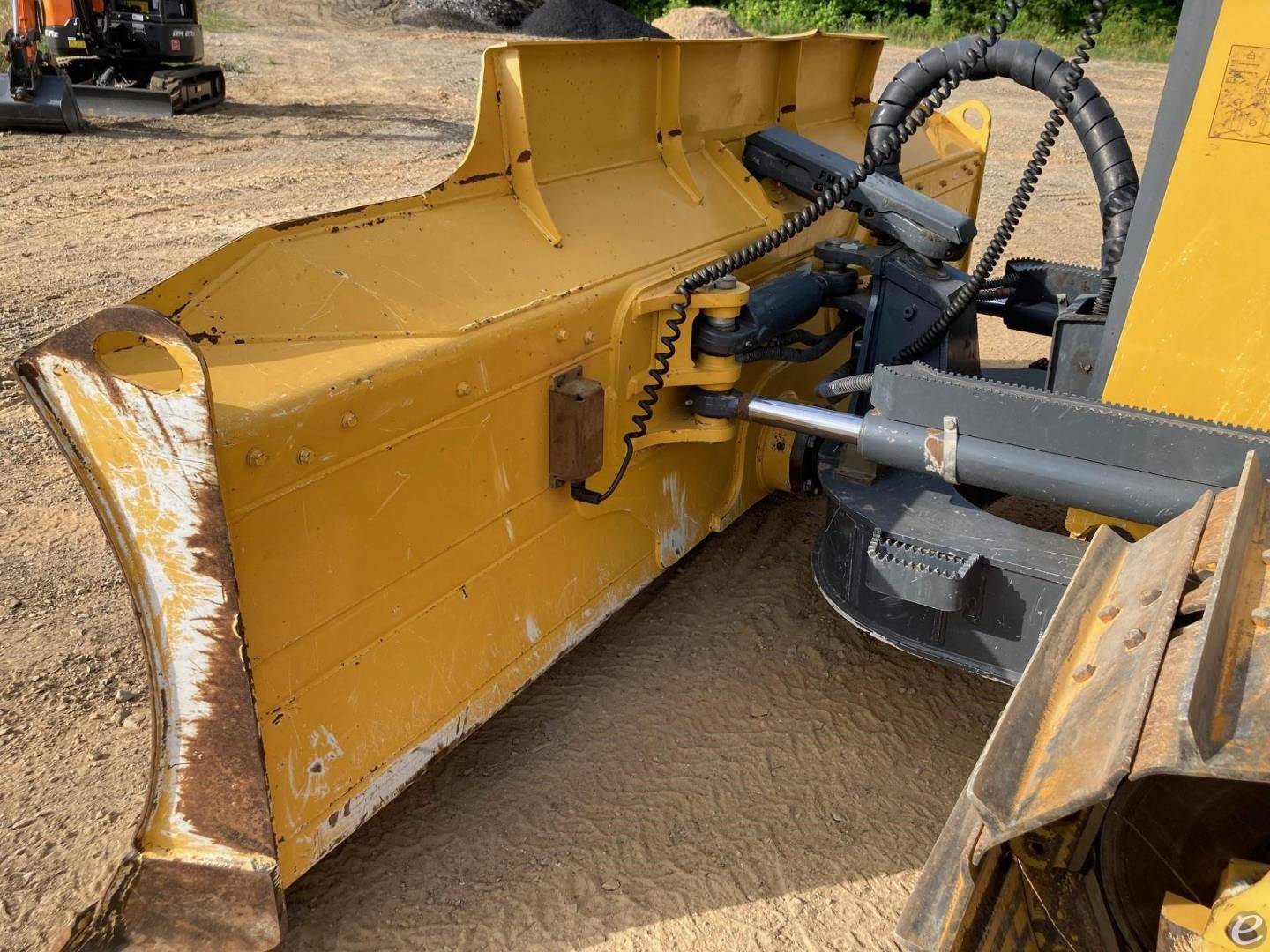 2022 John Deere 700L LGP