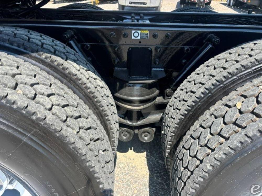 2019 Kenworth T880