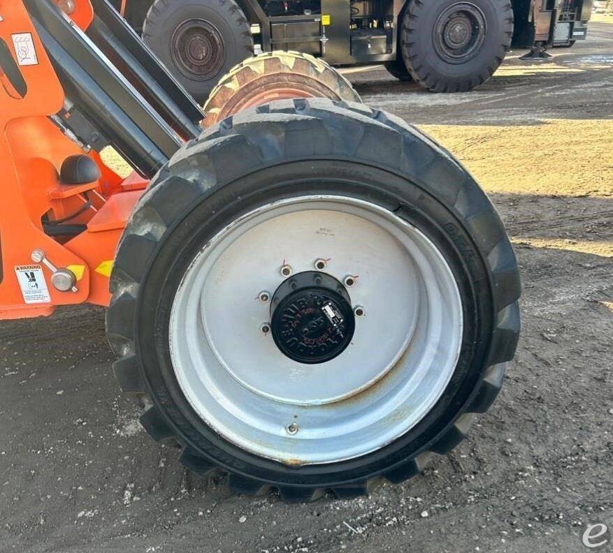 2021 JLG 670SJ