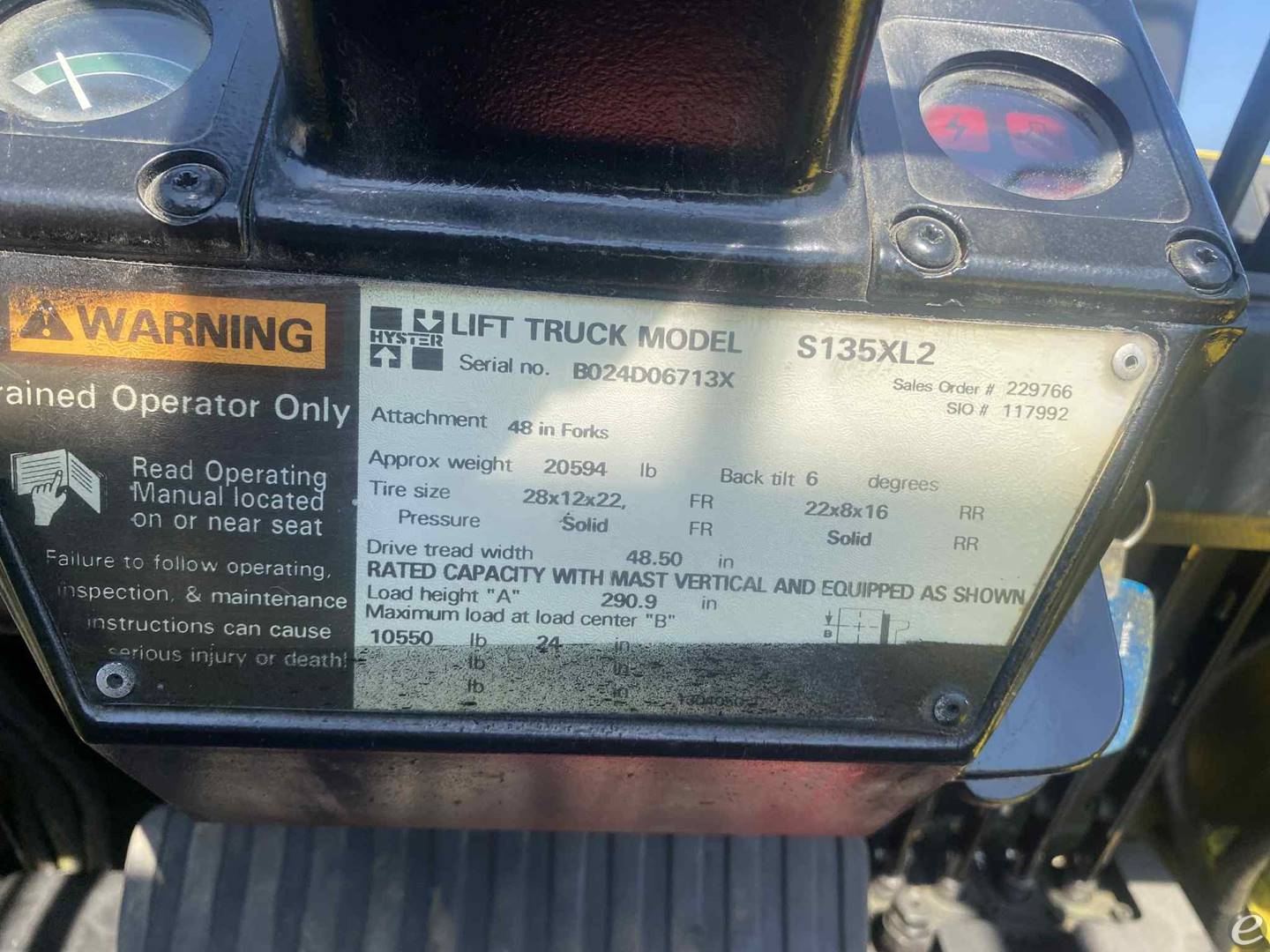 2000 Hyster S-135XL2