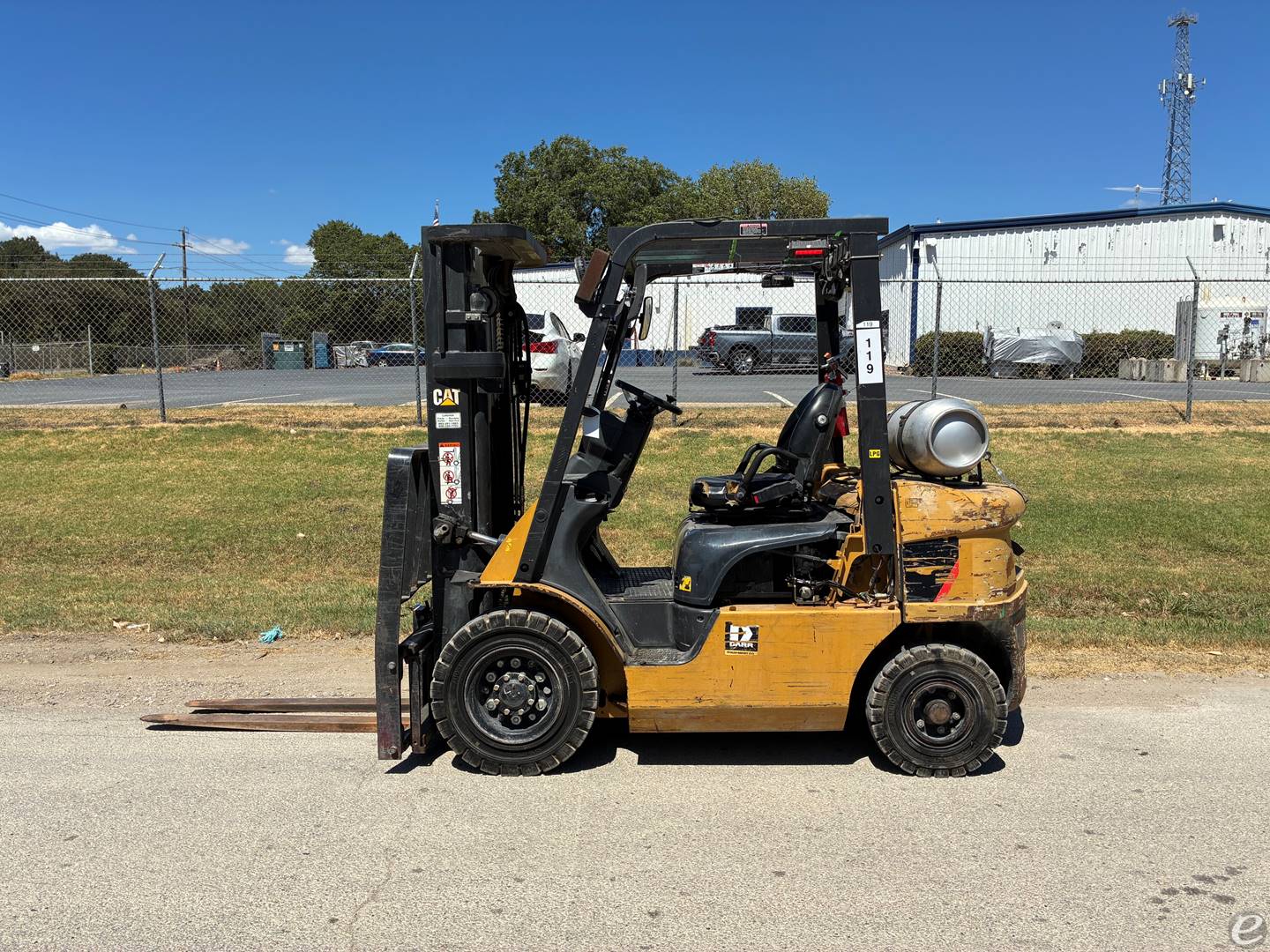 2015 Cat GP25NLP