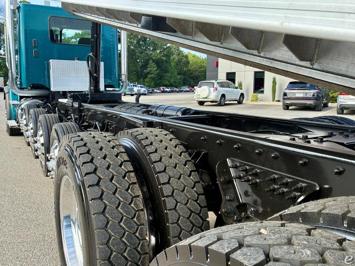 2023 Freightliner 122SD