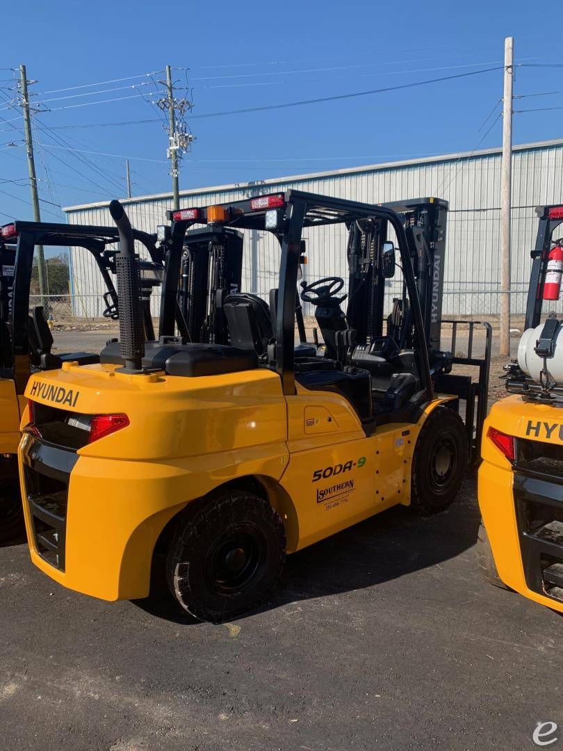 2022 Diesel Hyundai 50da 9 Pneumatic Tire 4 Wheel Sit Down 