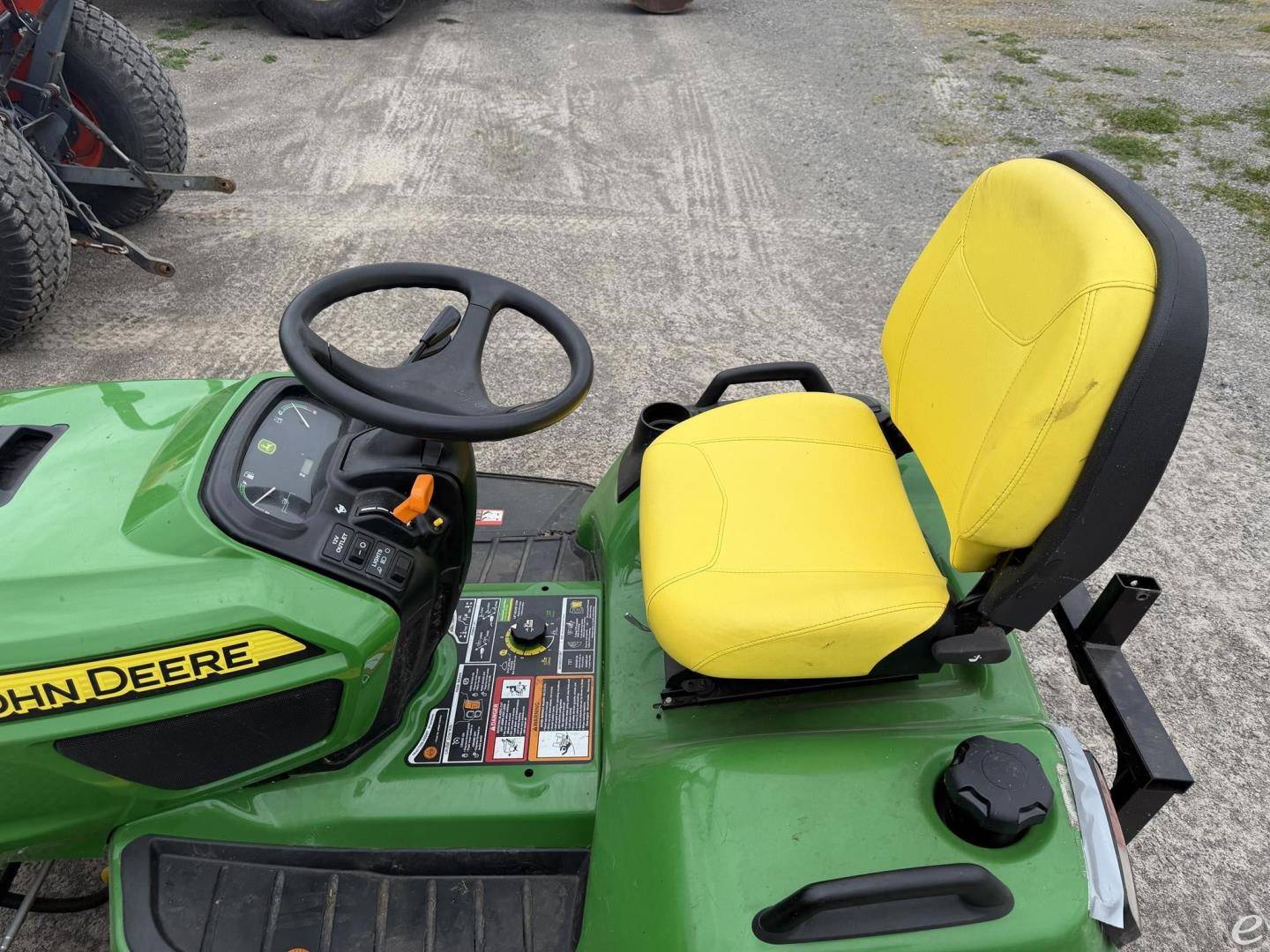2013 John Deere X730