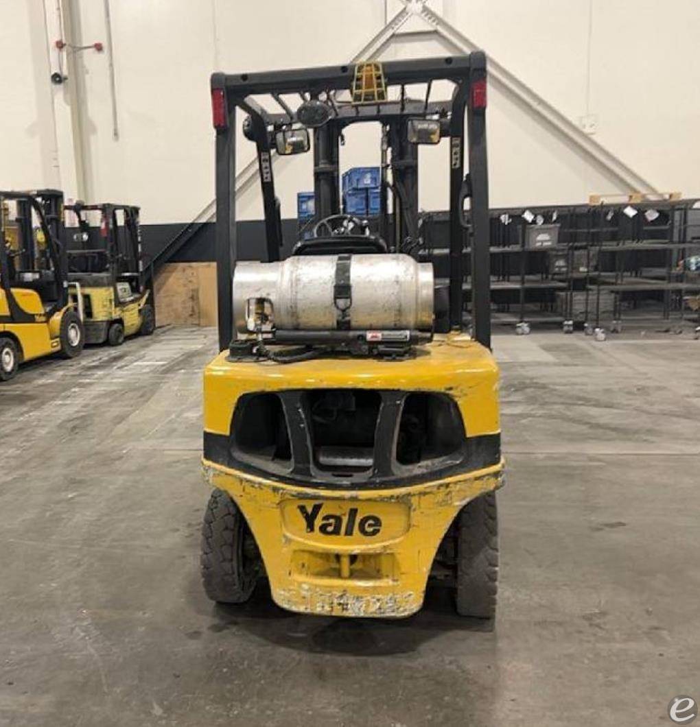2011 Yale GLP050VX