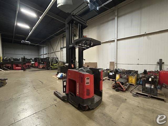 2016 Raymond 750DR32TT