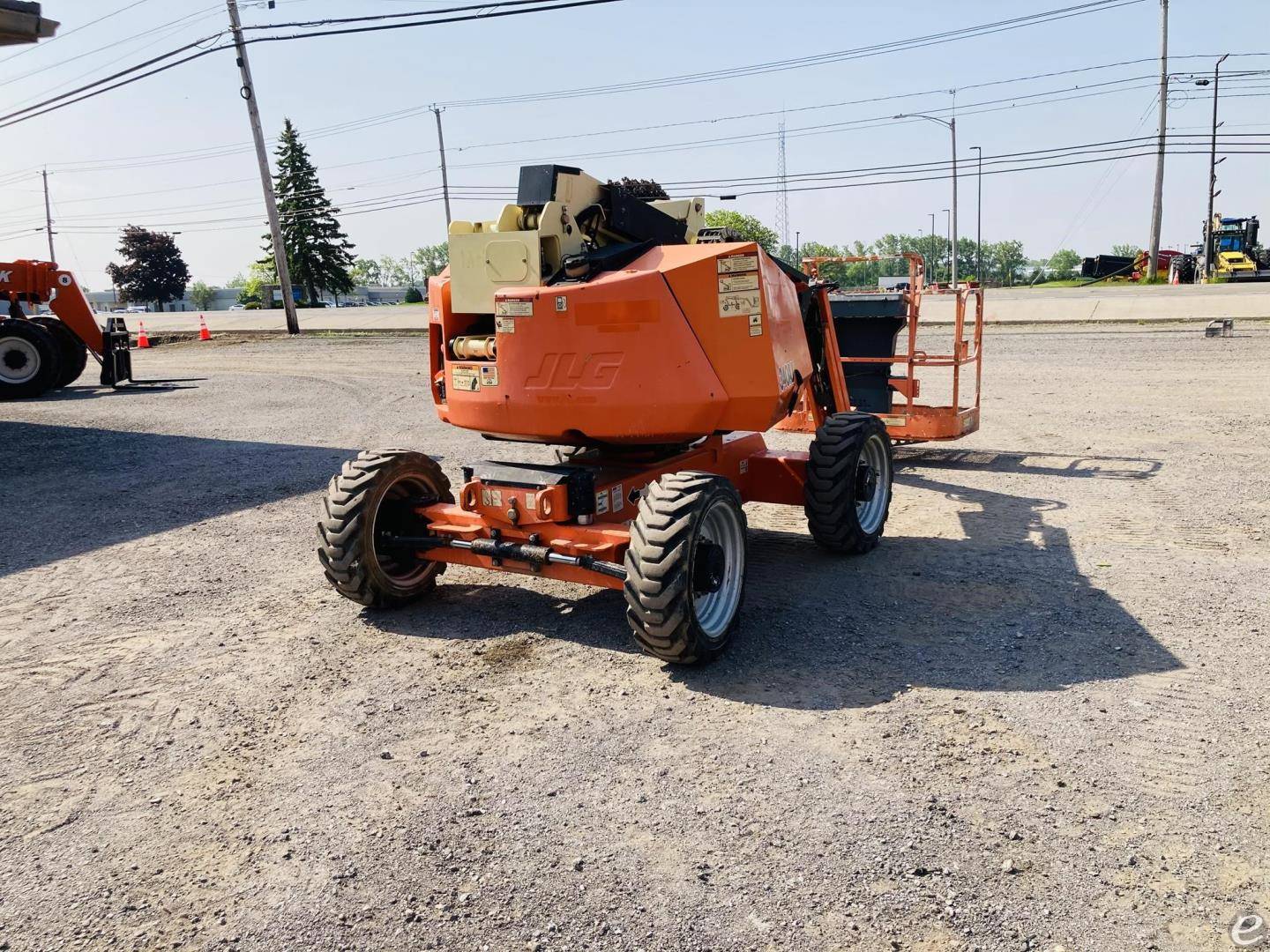 2015 JLG 340AJ