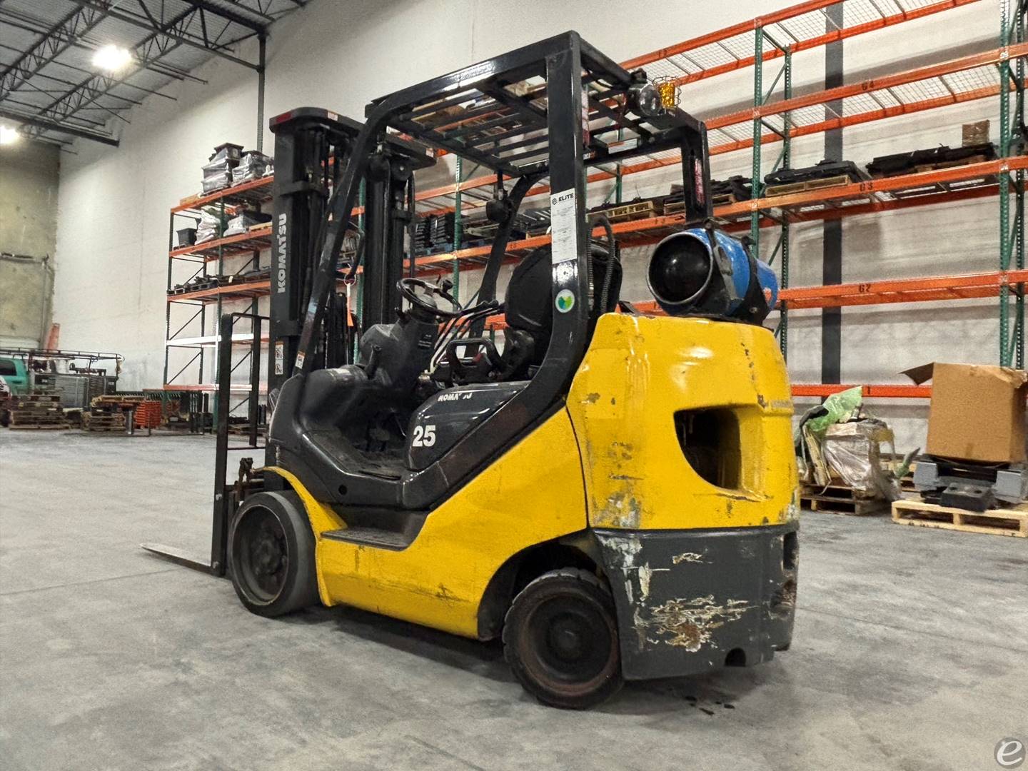 2017 Komatsu FG25ST-16