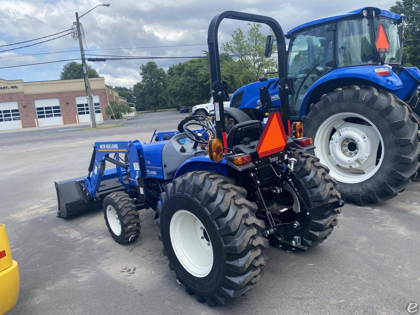 2025 New Holland WORKMASTER 25