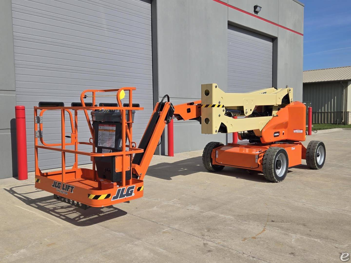 2022 JLG E450AJ