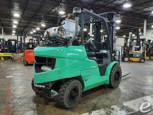2018 Mitsubishi FG45N1