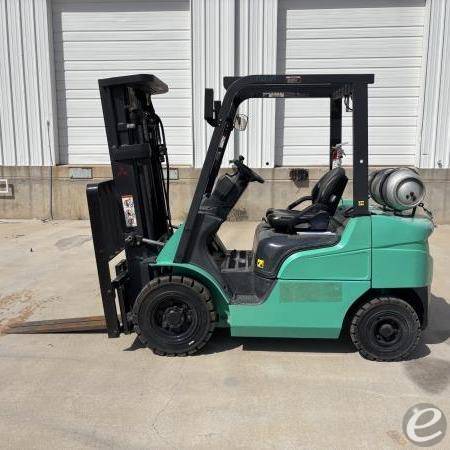 2018 Mitsubishi FG25N