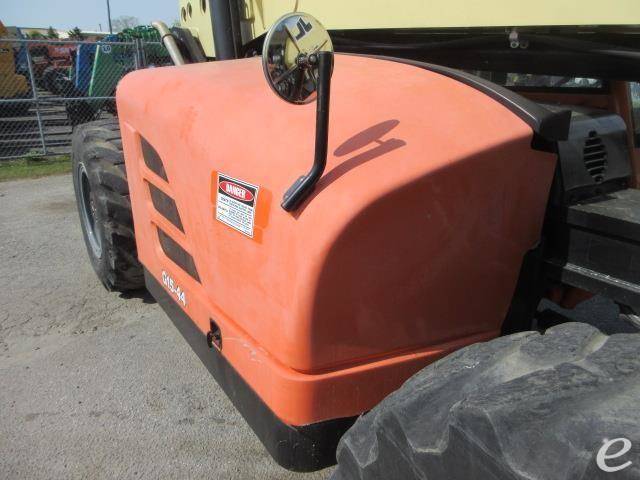 2017 JLG G15-44A