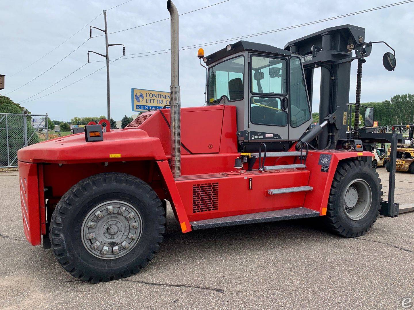 2014 Kalmar DCF220-12LB