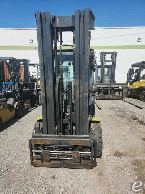 2019 Clark S30L