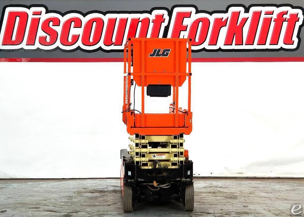 2018 JLG 1932R