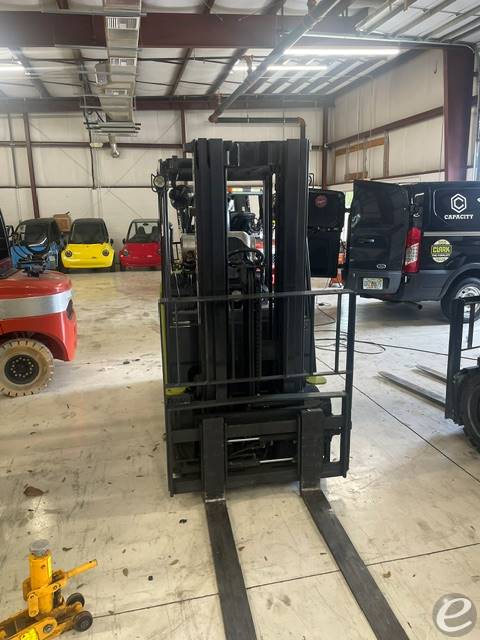 2021 Clark S25CL
