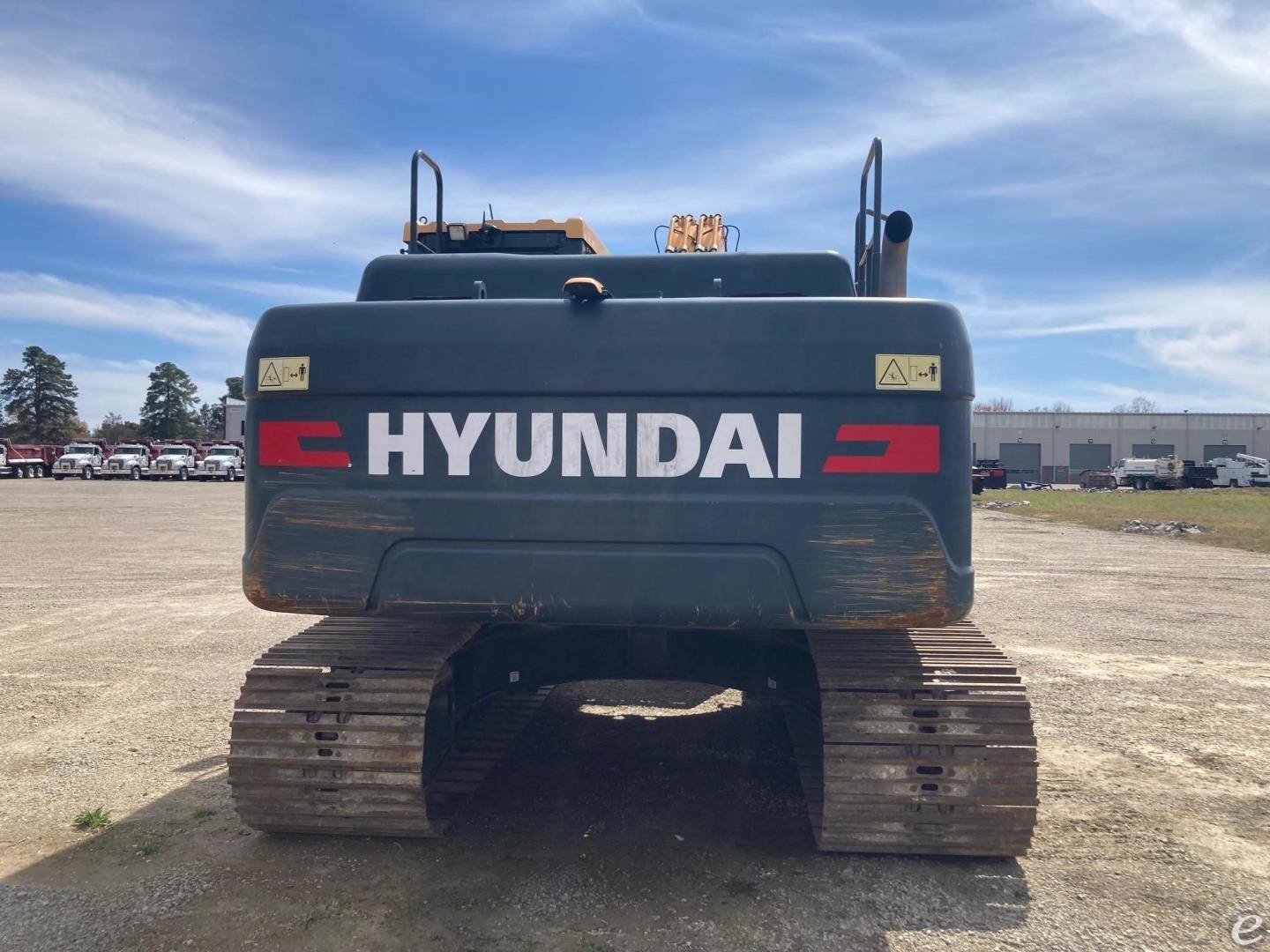 2018 Hyundai HX220 LR