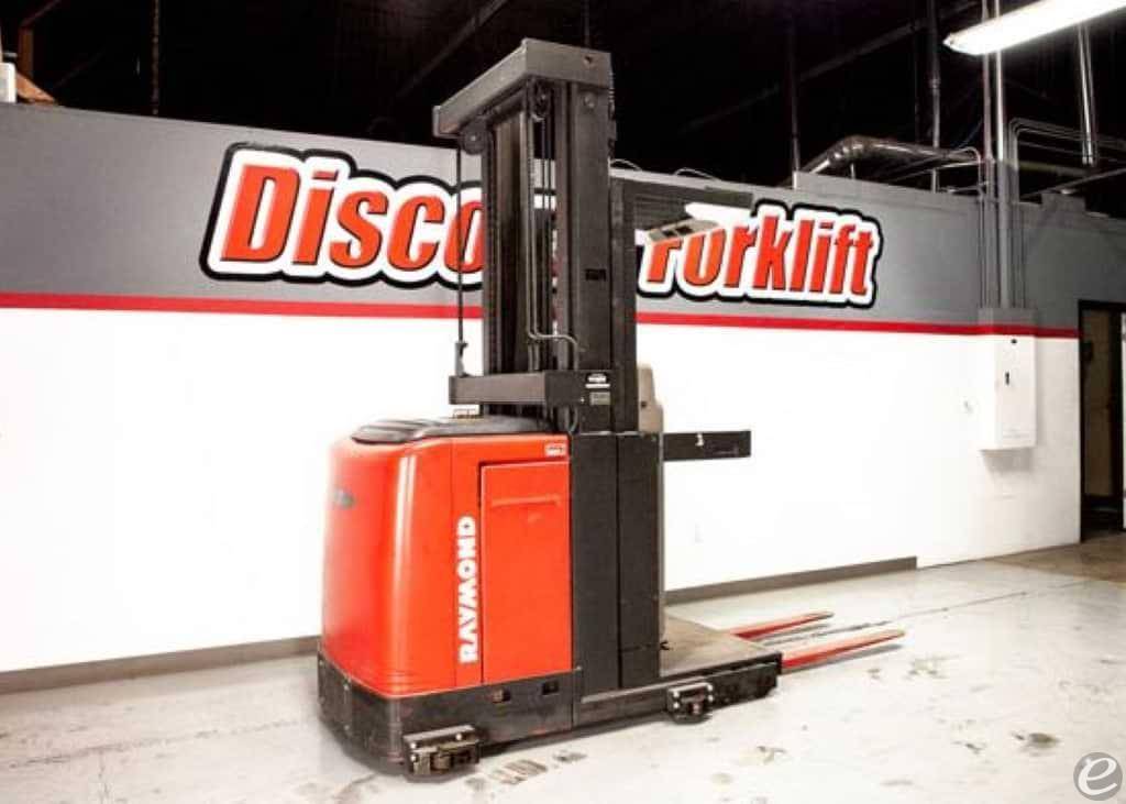 1998 Raymond EASI-OCP3OTT Electric Order Picker - 123Forklift