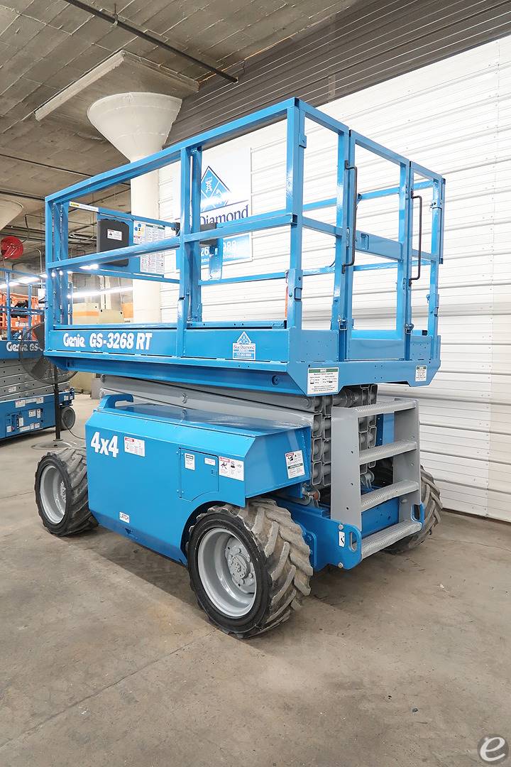 2007 Genie GS3268RT Diesel Scissor Lift - 123Forklift