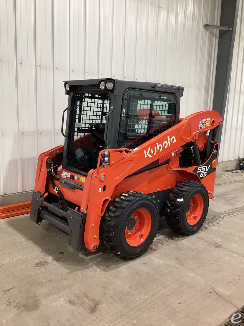 2025 Kubota SSV65PHRC