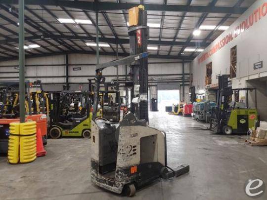 2013 Crown RM6025-45