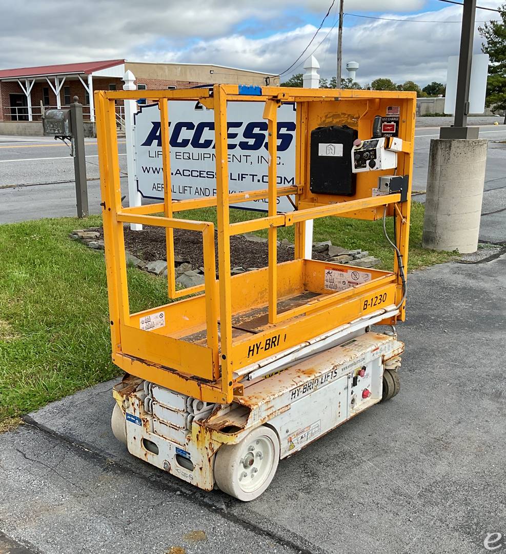 2017 Hy-Brid Lifts HB1230S3
