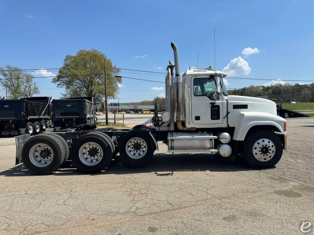 2007 Mack CHN613