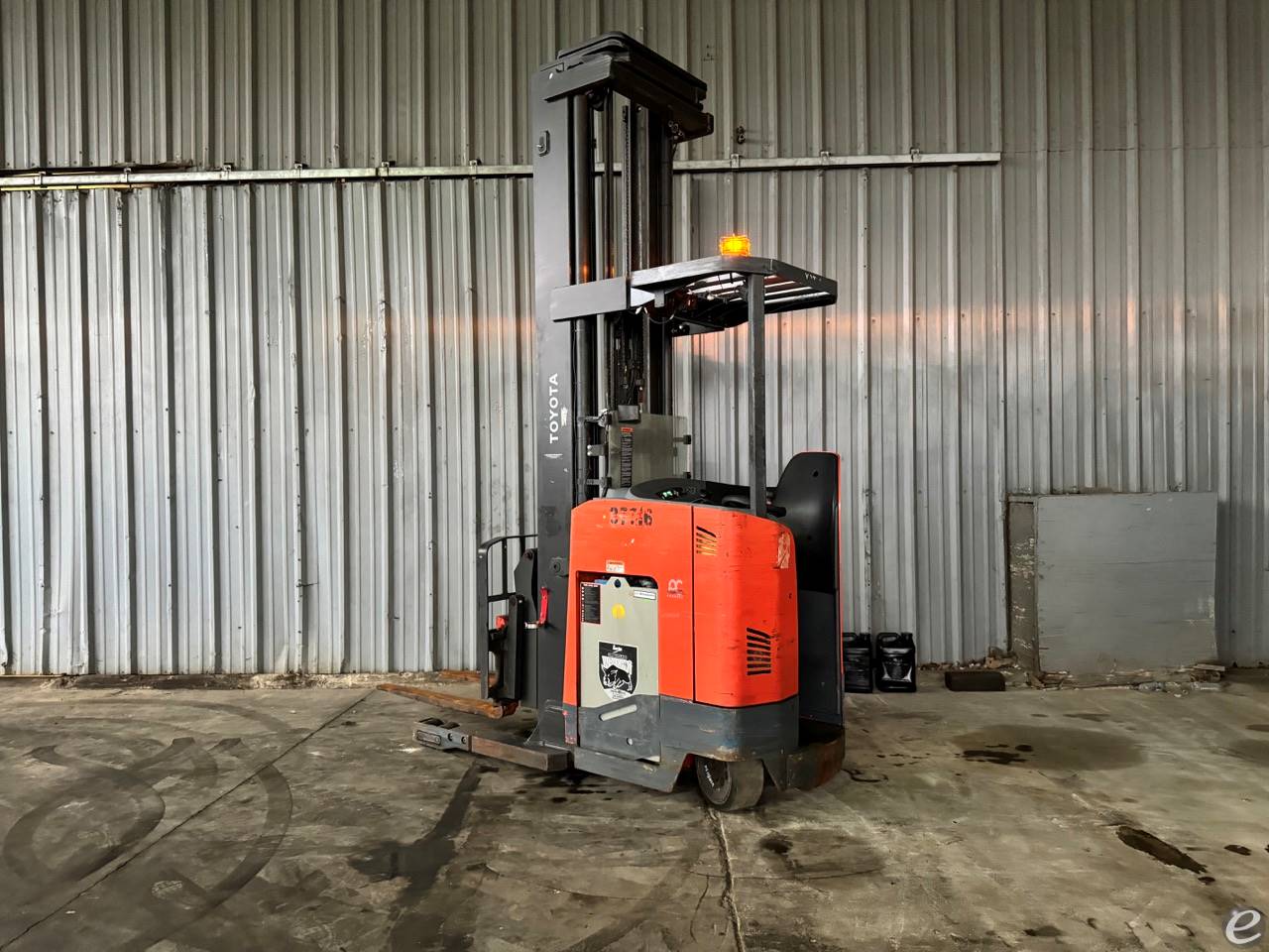 2017 Toyota 9BDRU15 Electric Reach Truck - 123Forklift