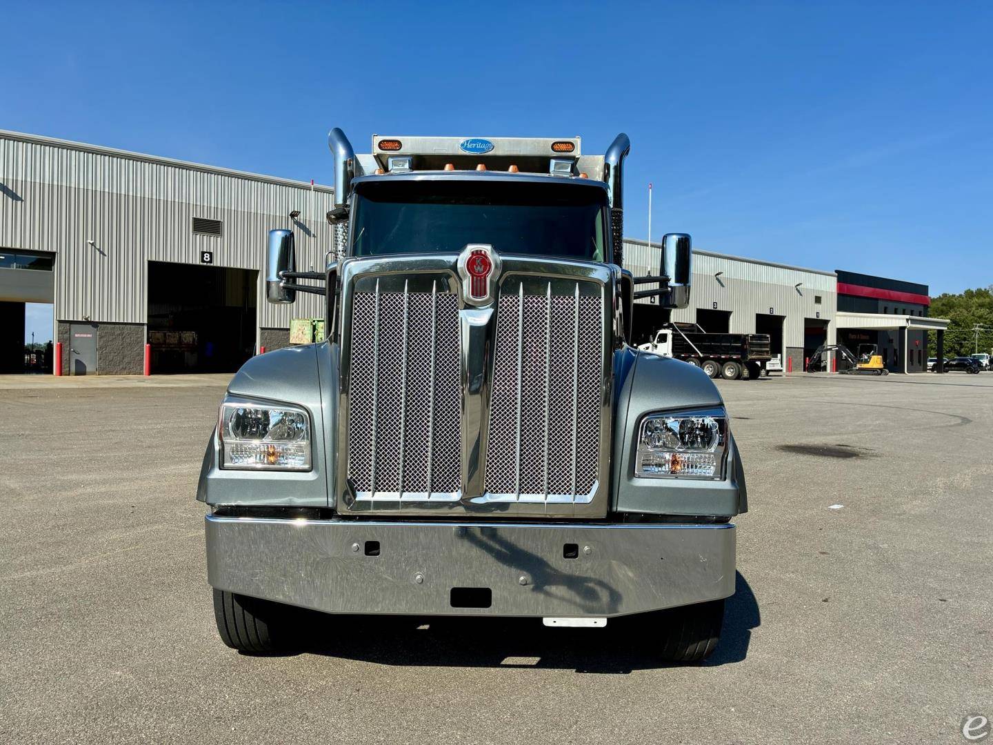 2020 Kenworth W990
