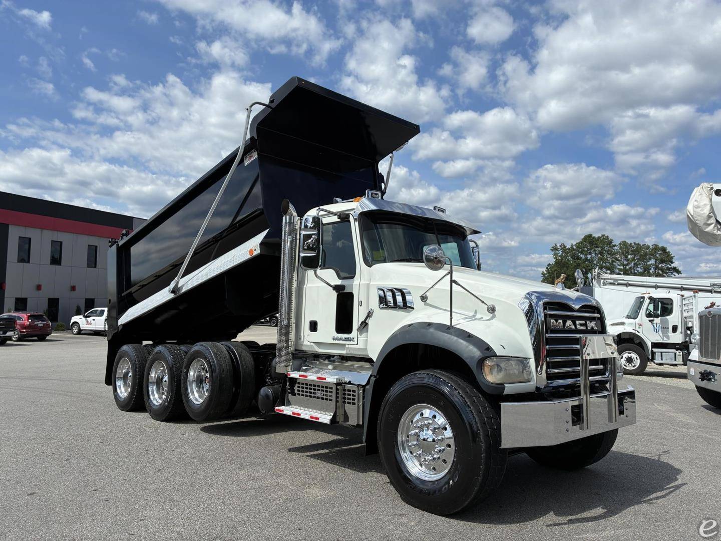 2018 Mack GRANITE GU713