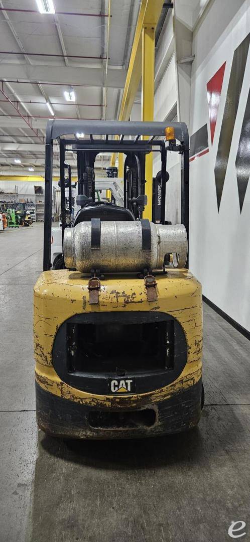 2001 Cat GC30K