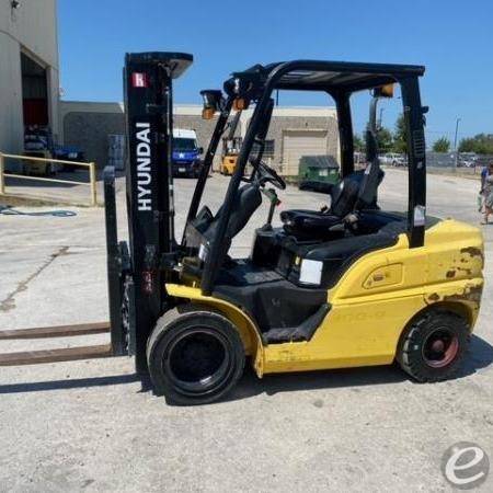 2017 Hyundai 30D-9 Diesel Forklift