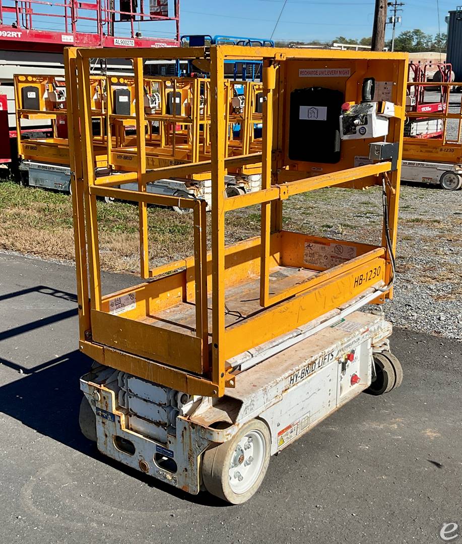 2017 Hy-Brid Lifts HB1230S3