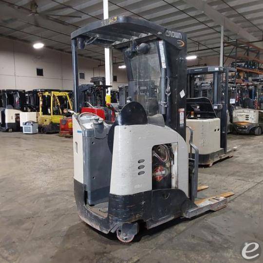 2016 Crown RR5725-45