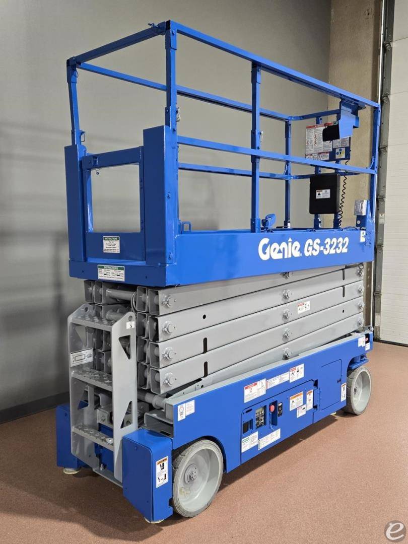 2015 Genie GS3232 Electric Scissor Lift - 123Forklift