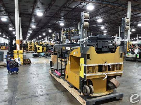 2015 Yale NR045 Electric Reach Truck - 123Forklift