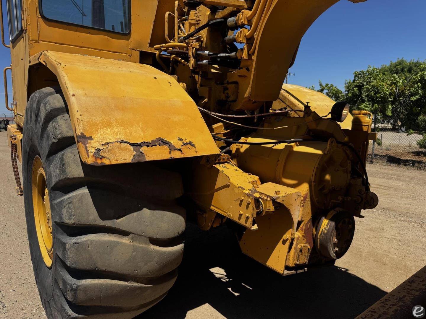 1984 Cat 615