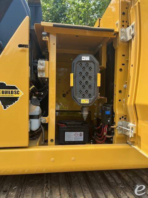 2025 Cat 320